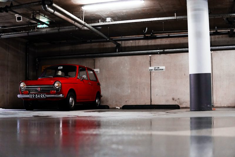 5 Reasons To Give Your Garage Floor A New Coat Of Paint